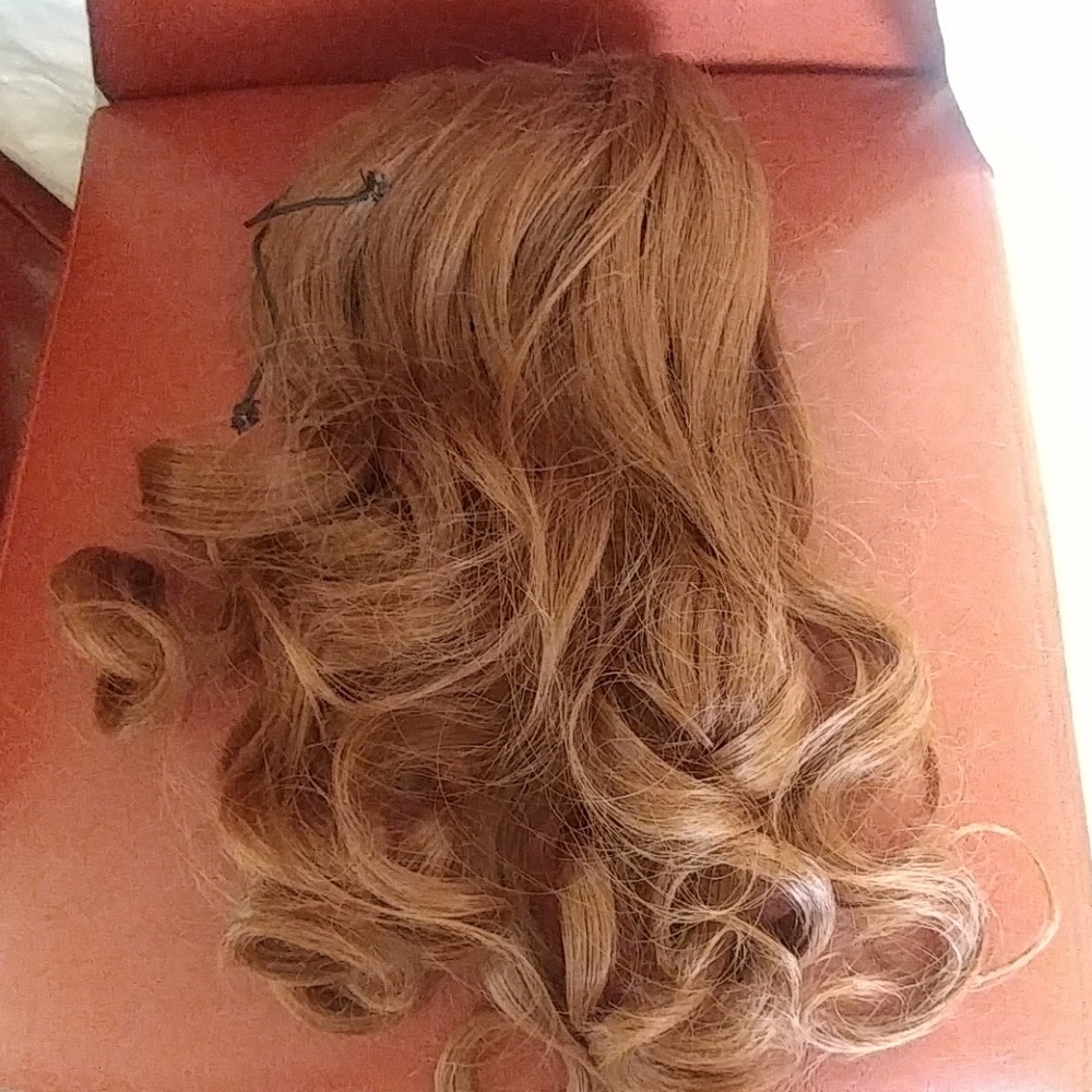 NWOT Hair Extensions  Brown & NWT Black  Color (box#9)